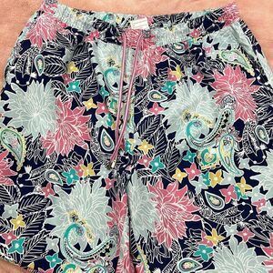 Peter Millar swim trunks size large leaf print